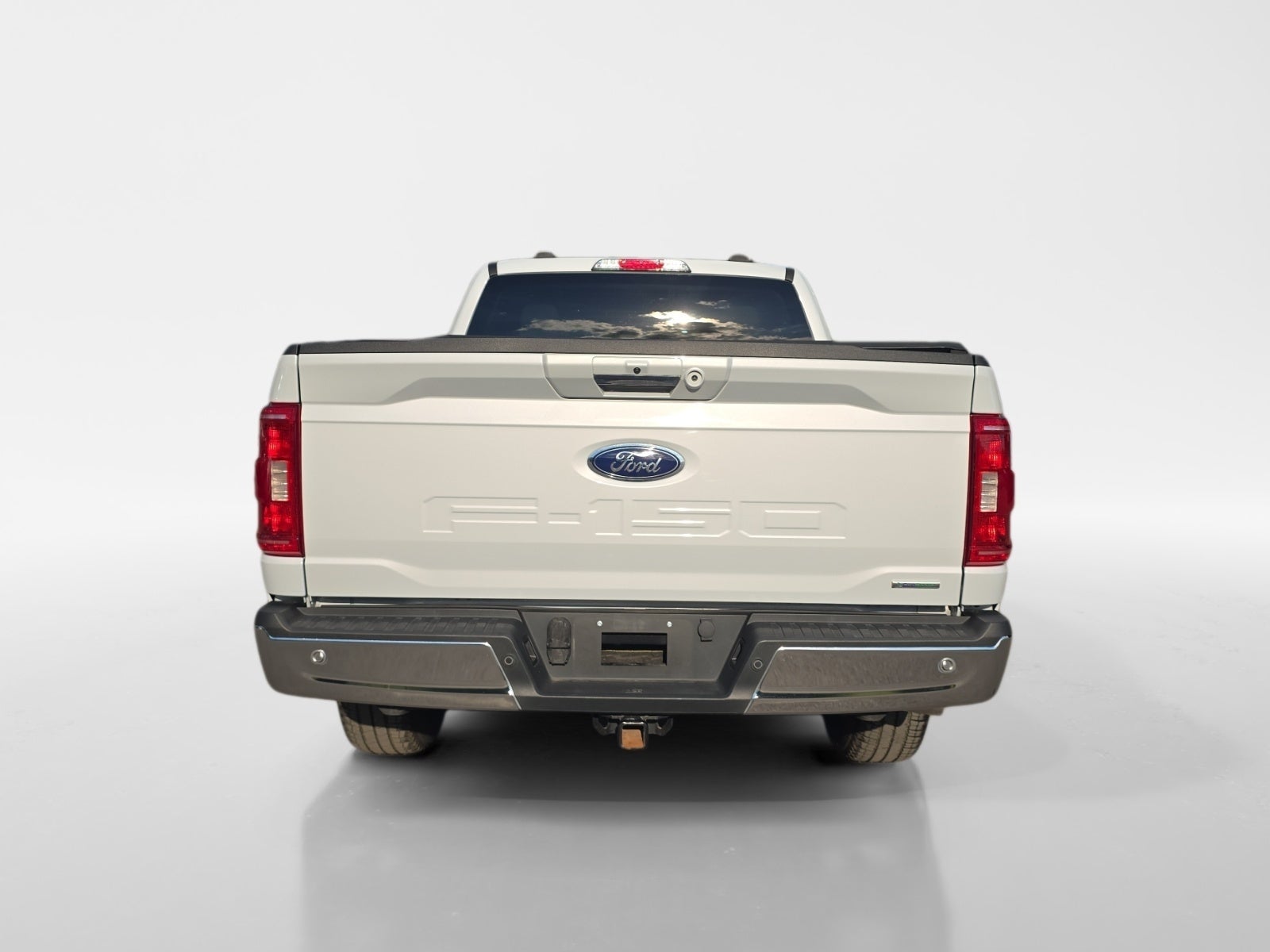 2022 Ford F-150 — interior view