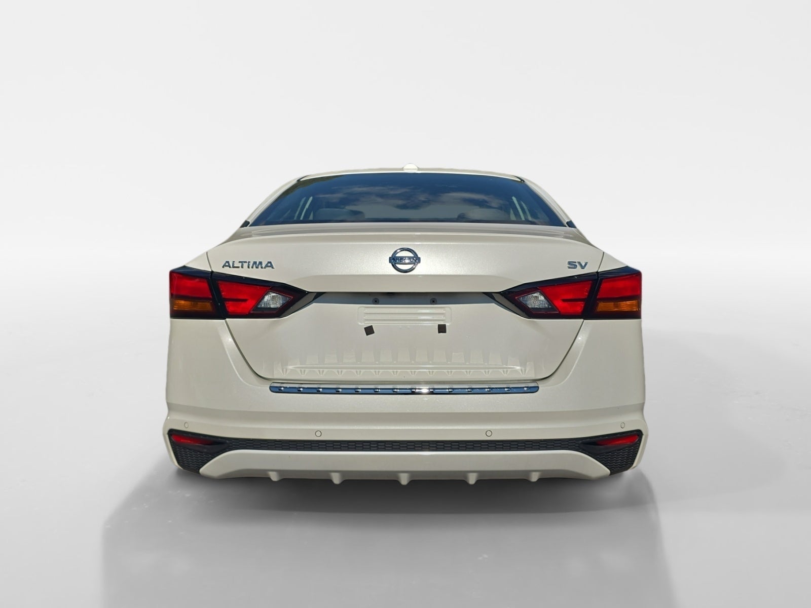 2022 Nissan Altima — interior view