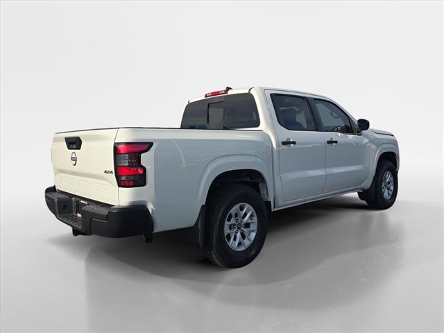 2026 Nissan Frontier — detail view