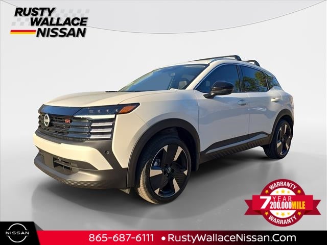 2026 Nissan Kicks SR in Aspen White Tricoat — front three-quarter view
