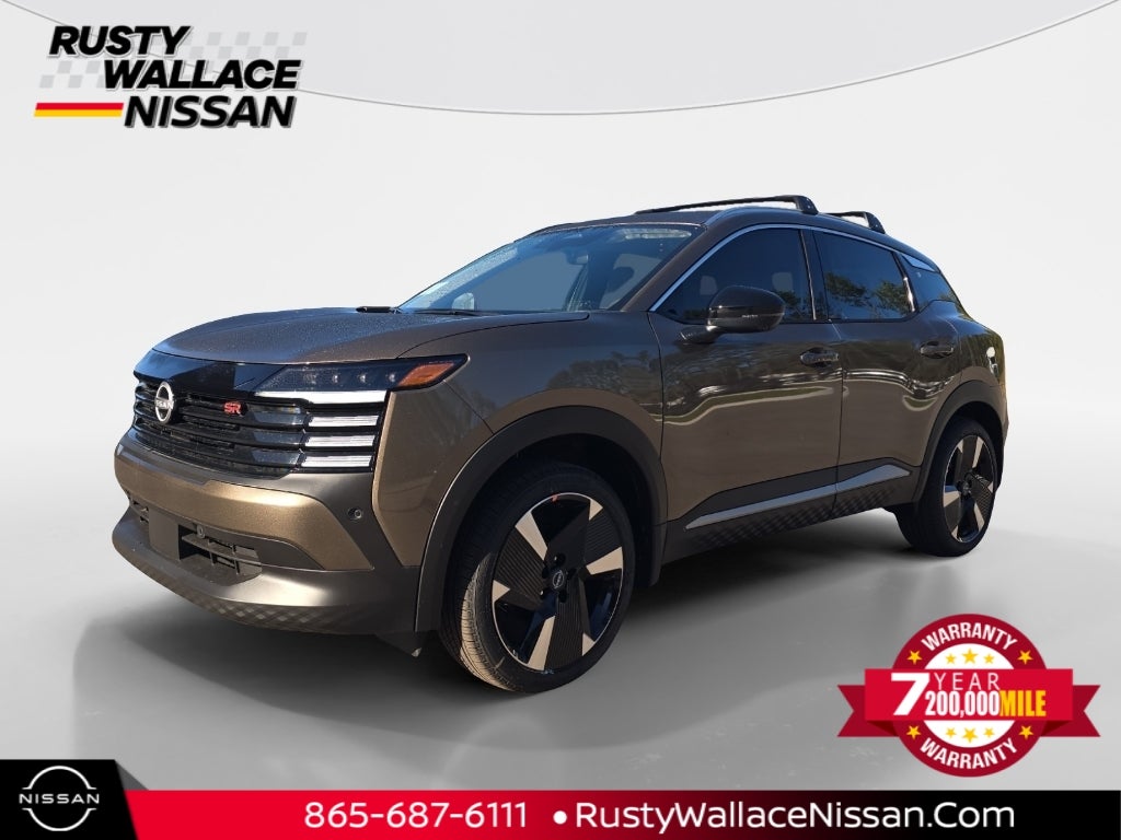 2026 Nissan Kicks SR in Canyon Bronze Metallic — front three-quarter view