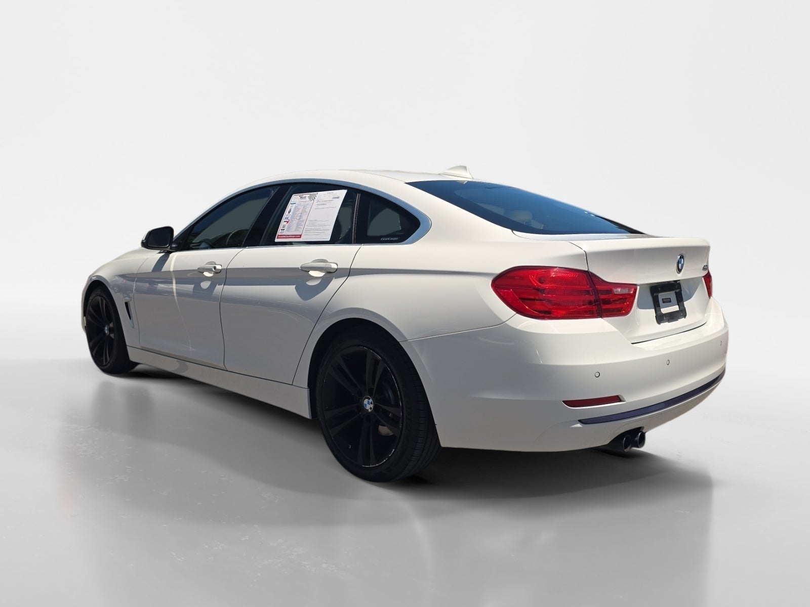 2016 BMW 4 series — rear three-quarter view